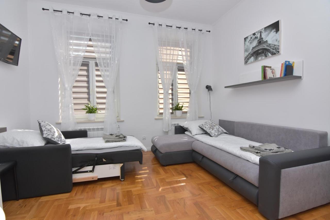 Studio Sanowa Przemysl Luaran gambar